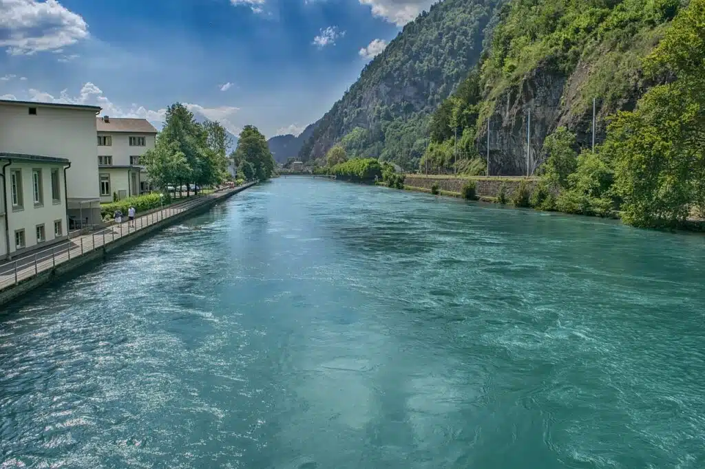 Em que cidade ficam os Alpes Suíços? Quando ir para os Alpes Suíços?